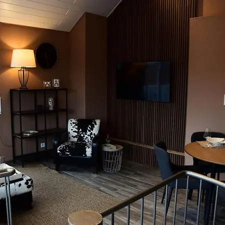 Maisonette Mit Dachterrasse - Keine Vermietung An Monteure No1 *